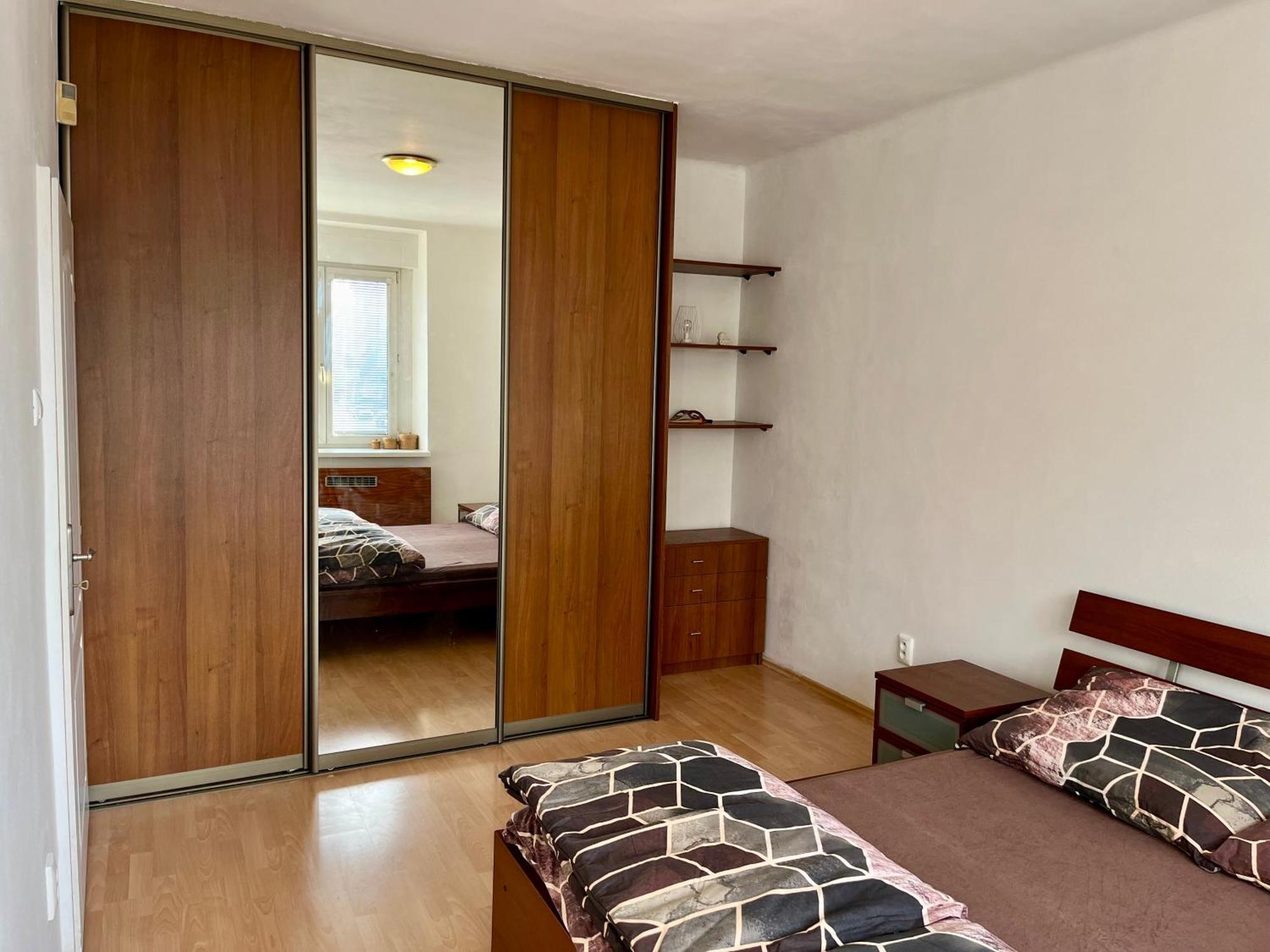 Victory Apartment Братислава Экстерьер фото